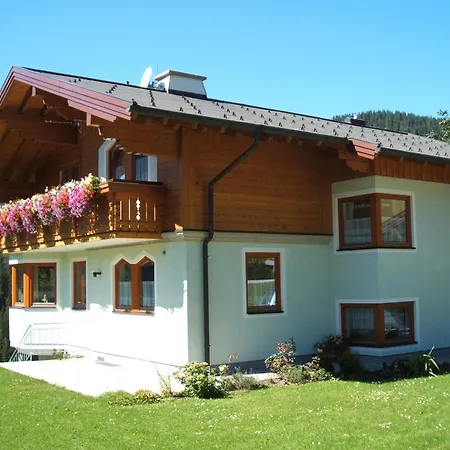 Muetzengruss * Filzmoos