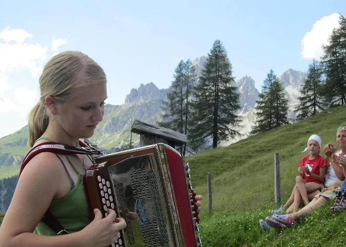 Muetzengruss * فيلزموس